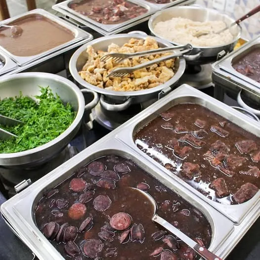 Buffet de Feijoada em São Vicente